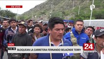 Manifestantes bloquean carretera de Jaén y exigen presencia de Pedro Castillo