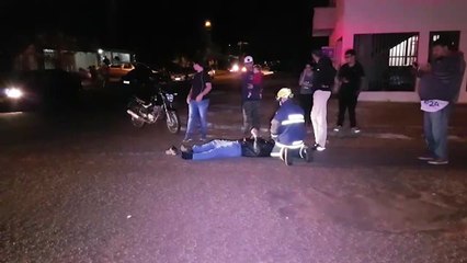 Rapaz de 26 anos fica ferido após colisão de trânsito no Bairro Cascavel Velho