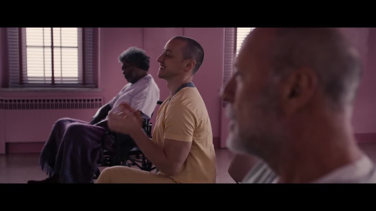 Glass - trailer