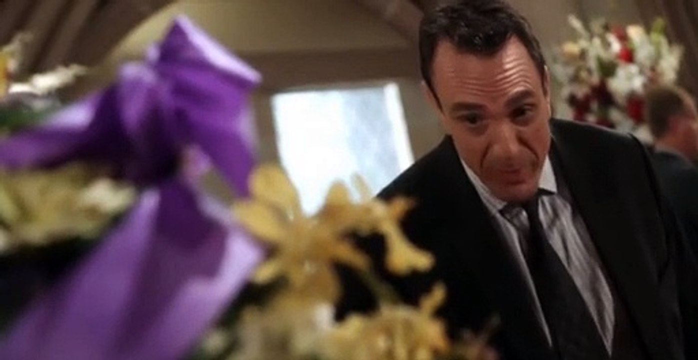 Free Agents S01 E06