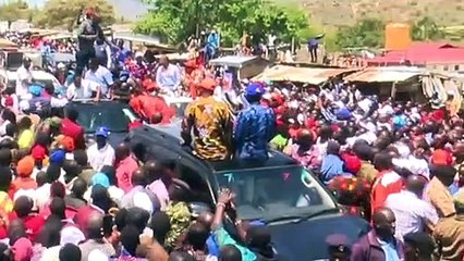 'They wanted to kill us' Raila narrates chaotic incidents that saw his chopper pelted with stones