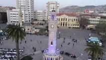İzmir Büyükşehir Belediyesi, ilk iftar yemeğini Konak Meydanı'nda düzenledi
