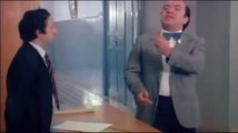Lino Banfi Alvaro Vitali scene migliori dal film La liceale seduce i professori Battere e levare schiaffi