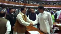 Son dakika... Pakistan'da meclis feshedildi