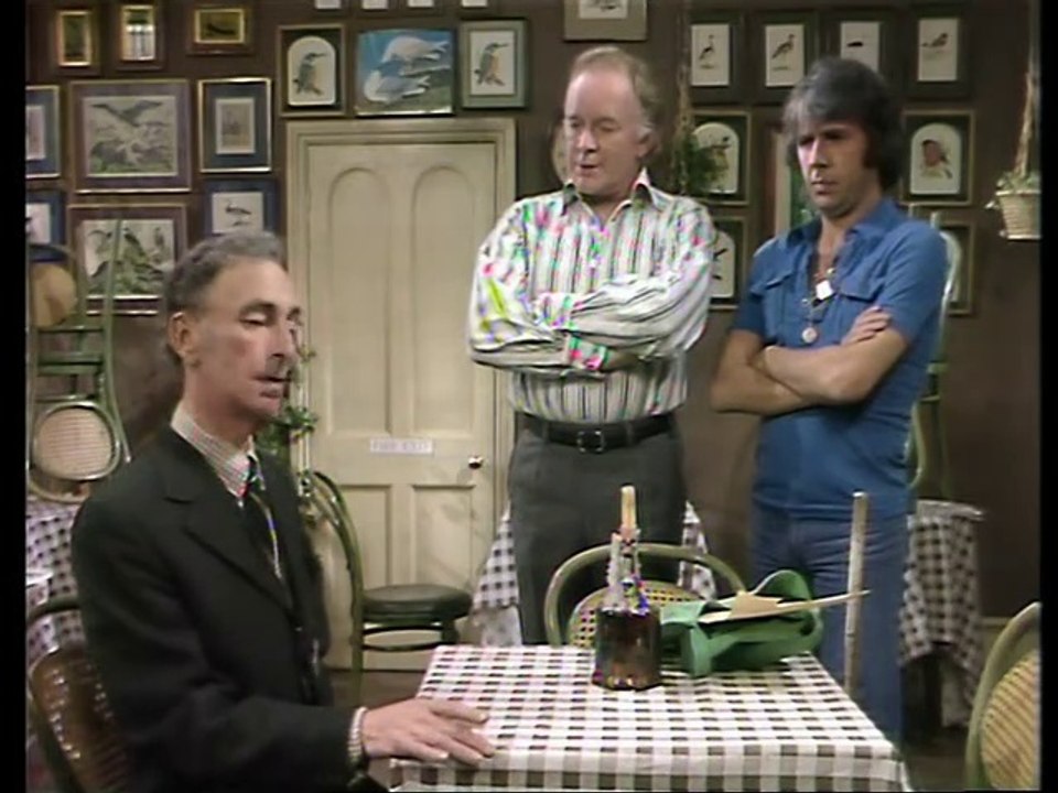 Robin's Nest (1977) S02E02 - High Quality DVD - The Seven Pound Fiddle