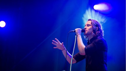 Voici - Julien Doré papa : ses confidences sur ce nouveau rôle qui a transformé sa carrière