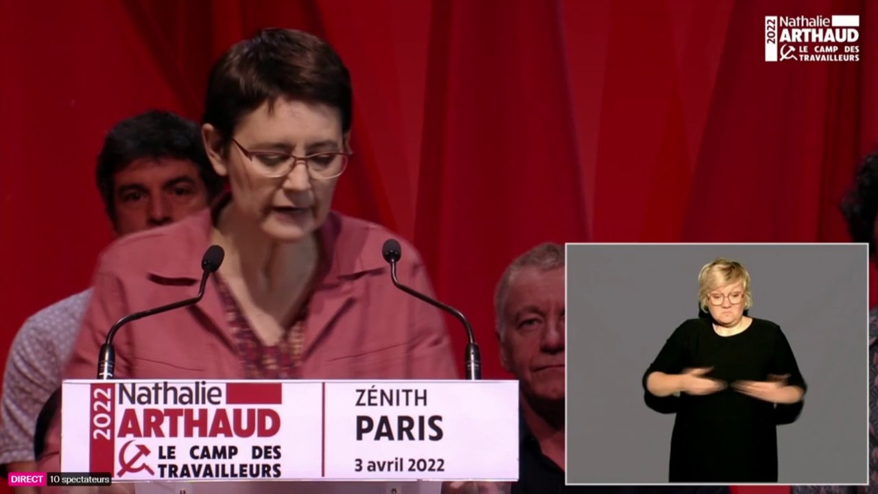 Guerre en Ukraine: Nathalie Arthaud fustige "la politique impérialiste des États-Unis"