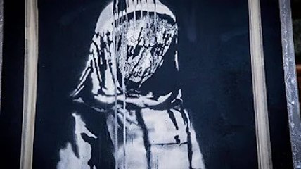 « The sad young girl » : Huit personnes en procès pour le Banksy volé au Bataclan