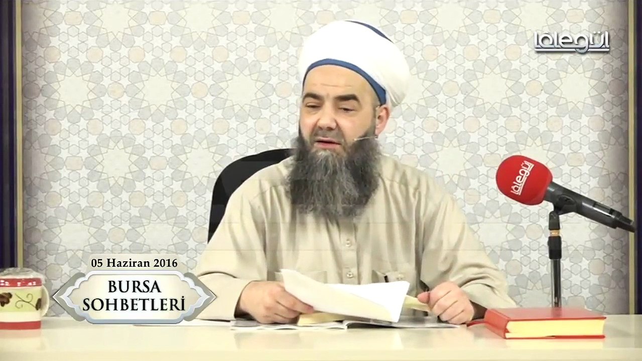 Cübbeli Ahmet Hoca açıklıyor!Oruç tutmayanlar iftara davet edilir mi?