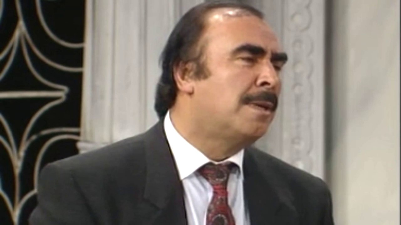 Ahmet Melik / Gün gelir de beni unutursun unutursun demiştin