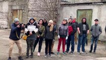 Civis de Odessa aprendem a usar armas de fogo contra a Rússia