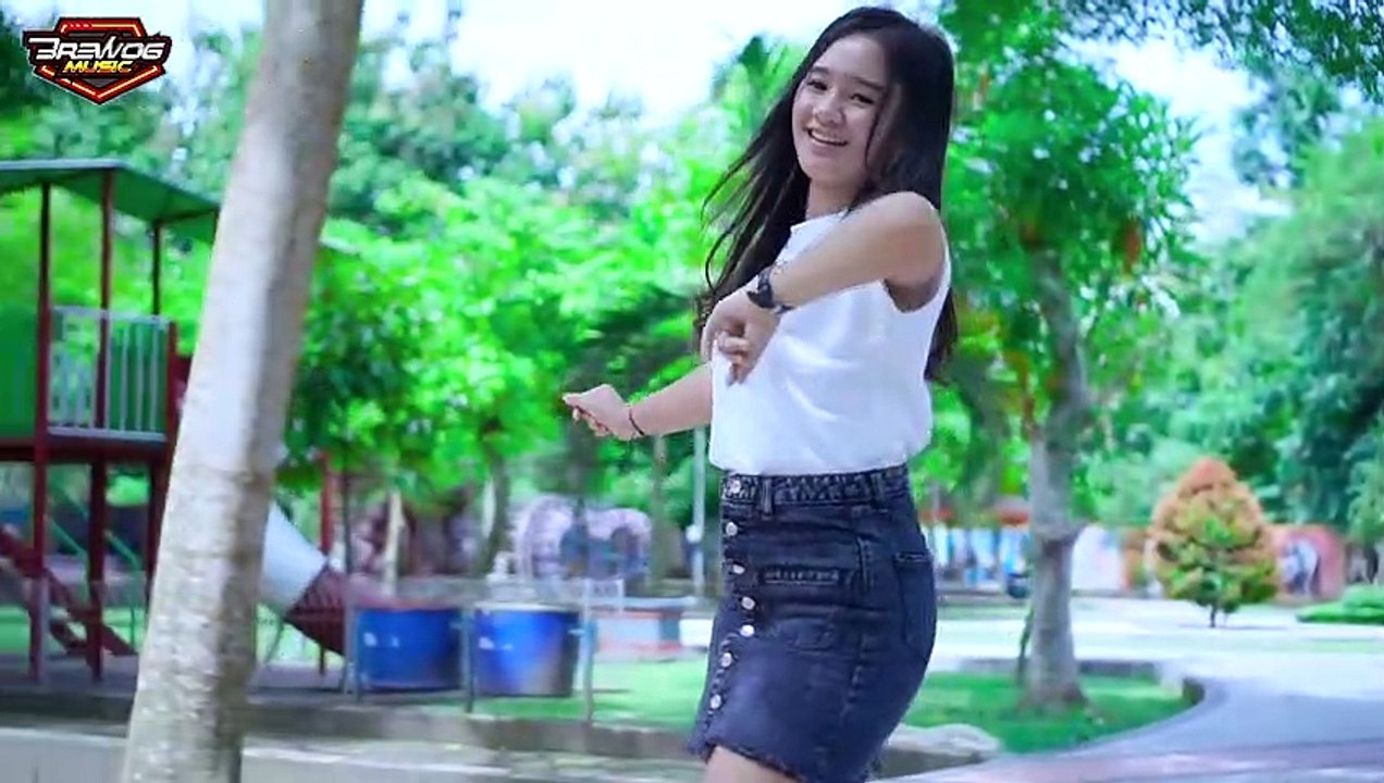 DJ TERBARU 2022 VERSI TRAP  WONDERLAND  BREWOG MUSIC   yeyen novita