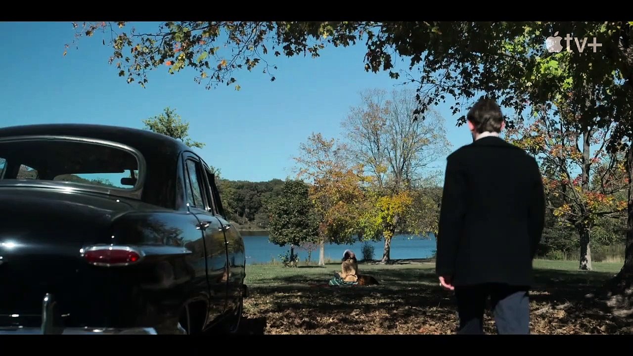 SHINING GIRLS Trailer (2022) Elisabeth Moss Thriller Series
