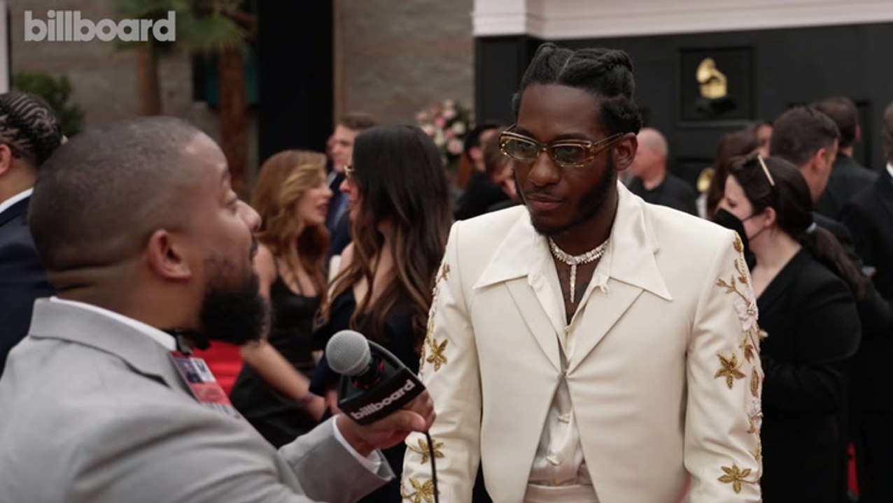 Leon Bridges on Being Accepted by the Black Community, Wanting to Work With Sisqó and Usher | 2022 GRAMMYs