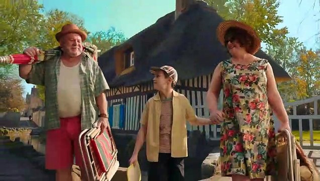 La nouvelle campagne de publicité de Netflix sur les chaînes hertziennes qui mélange ses différents programmes et les différentes séries de son offre