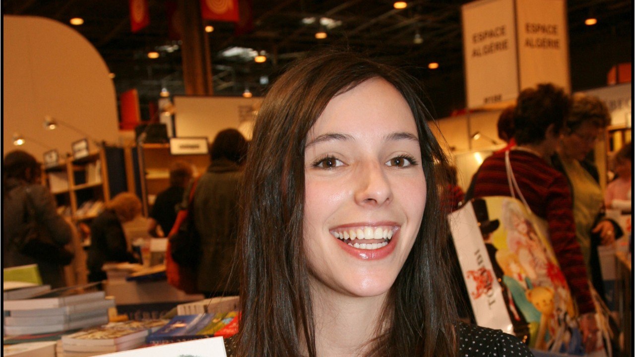 GALA VIDEO - Renaud : cette carrière loin de la chanson que sa fille Lolita Séchan a choisie et qui l’honore