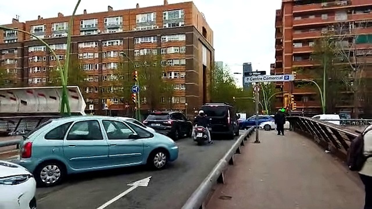 Colapsos en Barcelona por el túnel de Gl`òries
