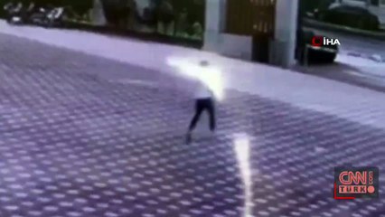 Şiddet uygulayan anne kızını böyle kaçırdı