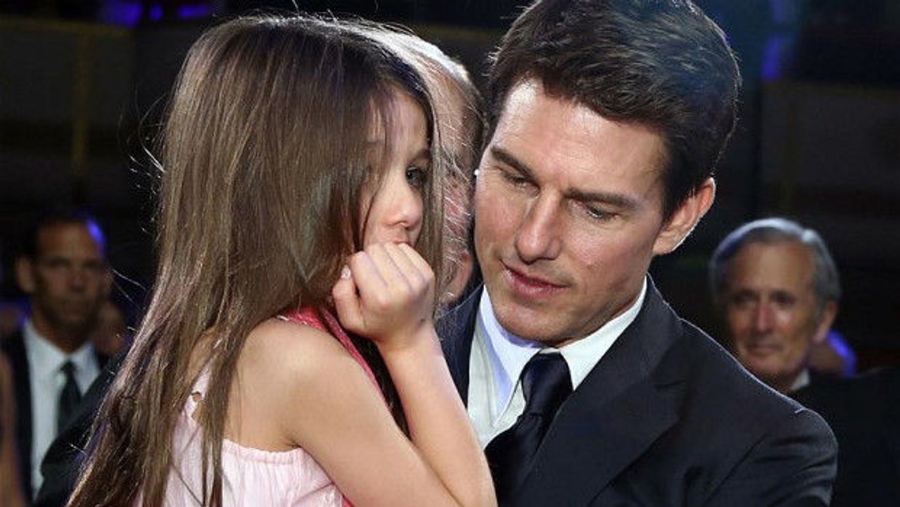 Tom Cruise soll bereit sein, Scientologie für Suri zu verlassen.