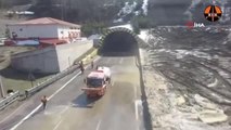 Heyelan nedeniyle kapanan Bolu Dağı Tüneli ulaşıma açılıyor