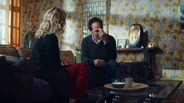 Plus belle la vie 4515 Indiscrétion - Nouvel indice sur le meurtre de Coralie