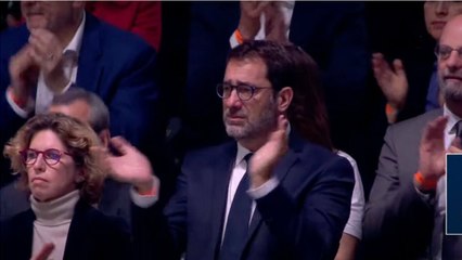 GALA VIDEO - Christophe Castaner en larmes au meeting d’Emmanuel Macron : ces mots qui l’ont touché…
