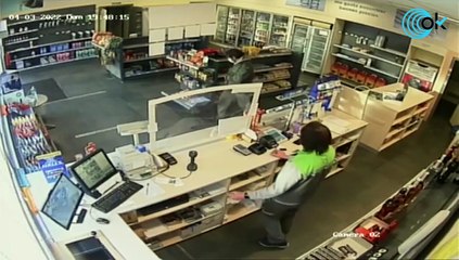 Detenido un ladrón de gasolineras que portaba un hacha para sus atracos