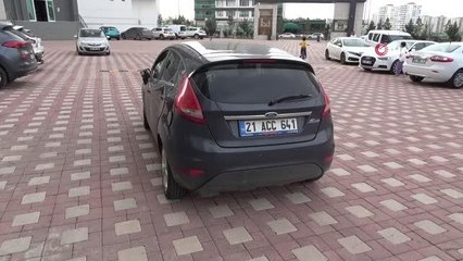 Bebeğine şiddet uygulayan anne, kızını kaçırdığı yere dönerek arabasını aldı- Önce kızını kaçırdı, ardından arabasını alıp gitti