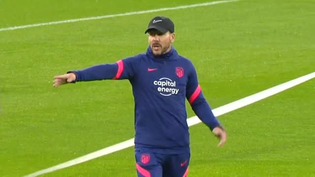 El Atlético toma contacto con el césped del Etihad Stadium
