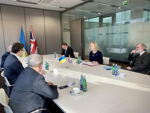 Son dakika gündem: İngiltere Dışişleri Bakanı Truss: Rusya'nın İnsan Hakları Konseyi'nde yeri olmadığı konusunda ayrıca netiz Ukrayna Dışişleri Bakanı Kuleba: Doğu...