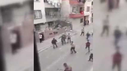 Mersin'de taşlı sopalı kavga