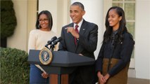 GALA VIDEO - Barack Obama : ses filles Malia et Sasha courtisées pour une télé-réalité !