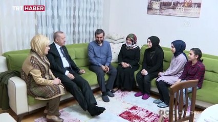 Cumhurbaşkanı Erdoğan bir vatandaşın evinde iftar yaptı