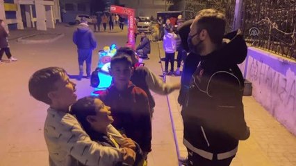 Son dakika haberleri... Narkotik polisi Roman mahallesinde "UYUMA" uygulamasını anlattı