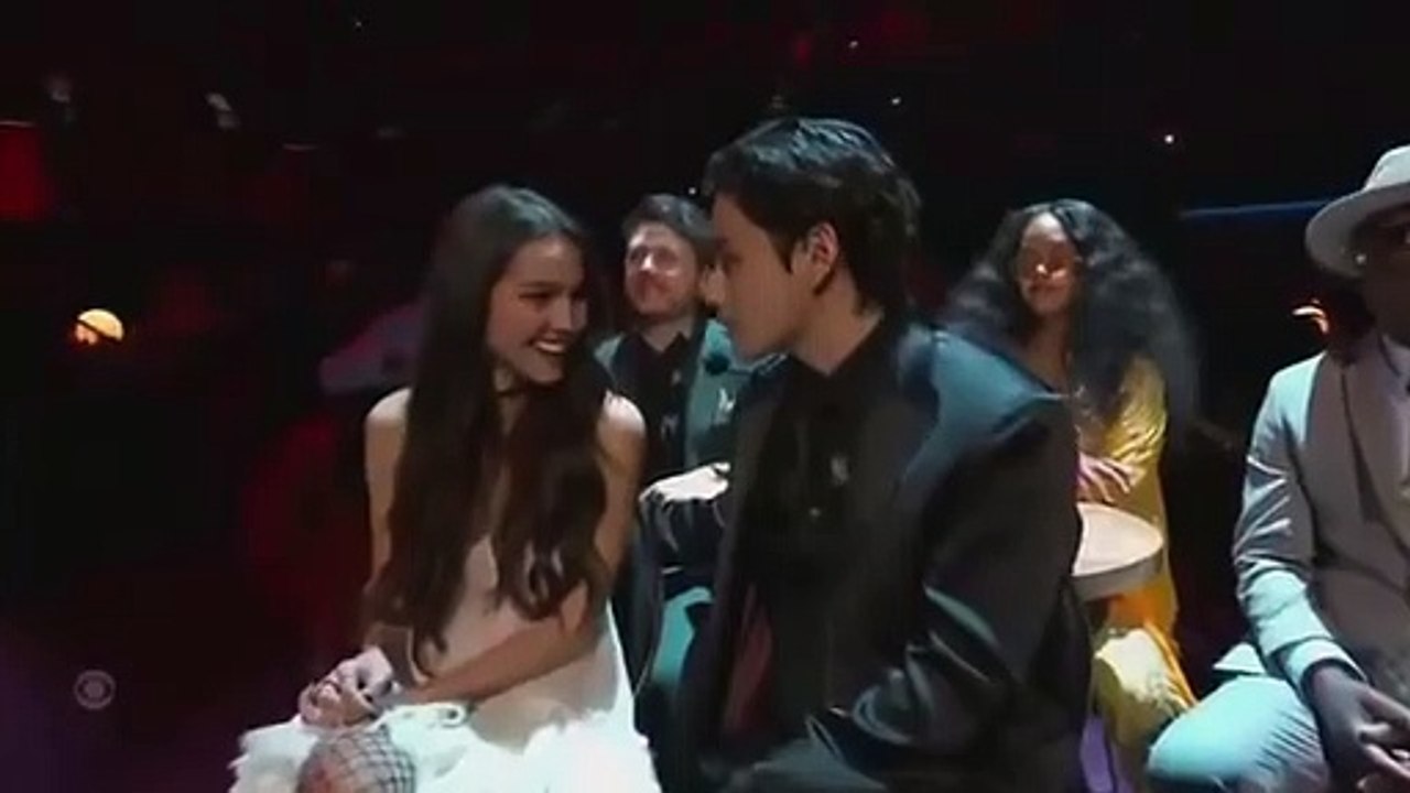 BTS VTaehyung Flirting with Olivia Rodrigo GRAMMYs 2022