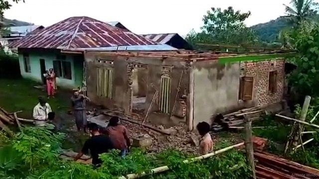 11 Rumah di Manggarai NTT Hancur Akibat Tanah Bergerak