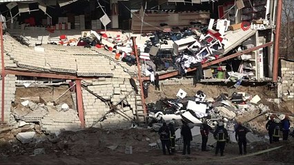 Van'da AVM çöktü: Çok sayıda yaralı var