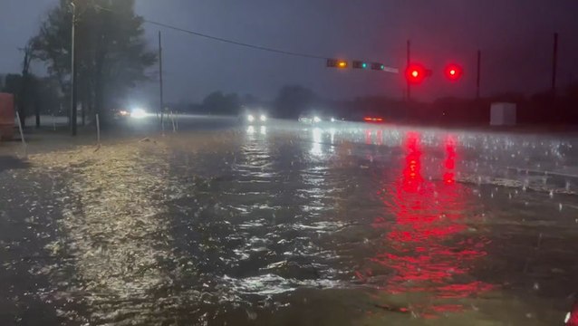 Thunderstorms pound the Plains as another severe weather threat begins