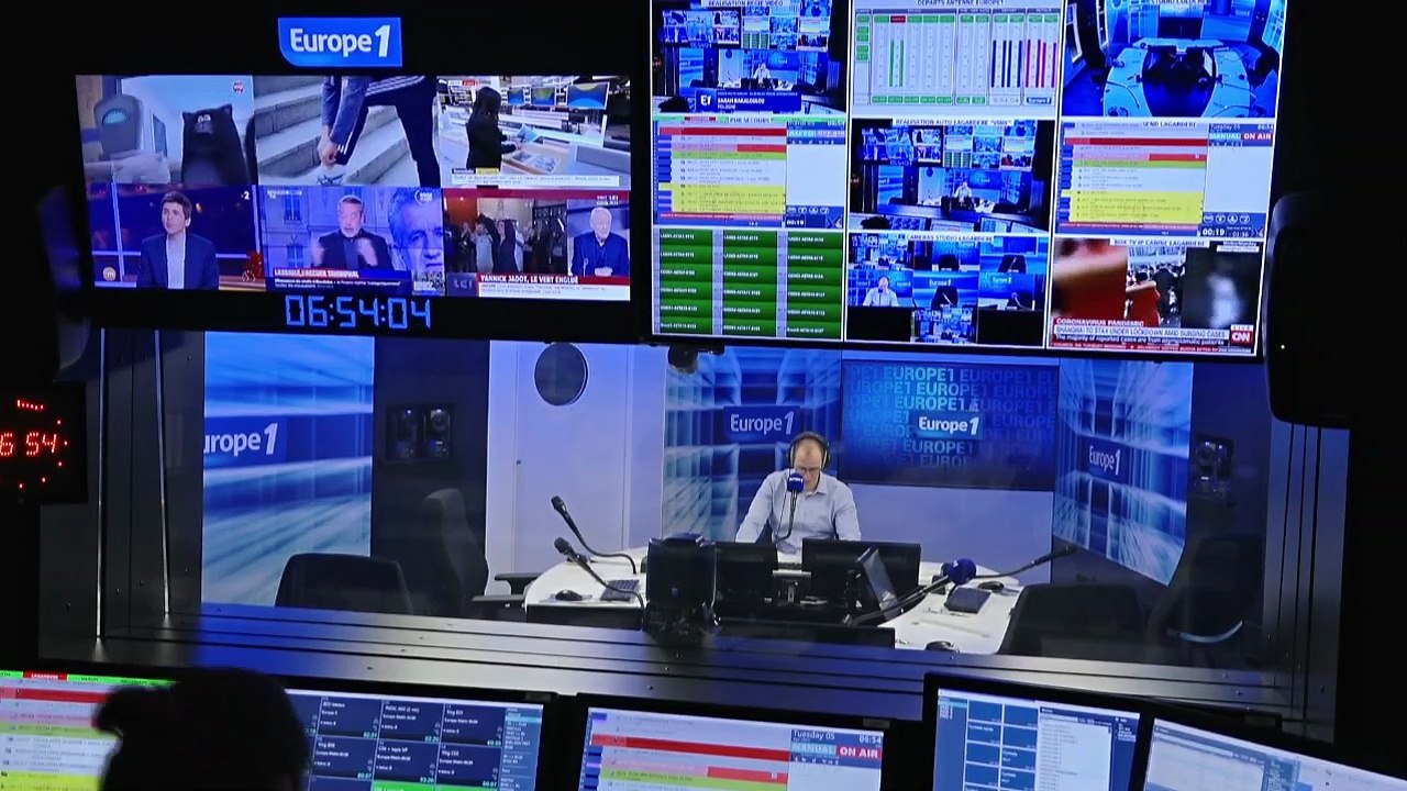 La Pologne, l'Algérie et le Royaume-Uni font la Une de la presse internationale