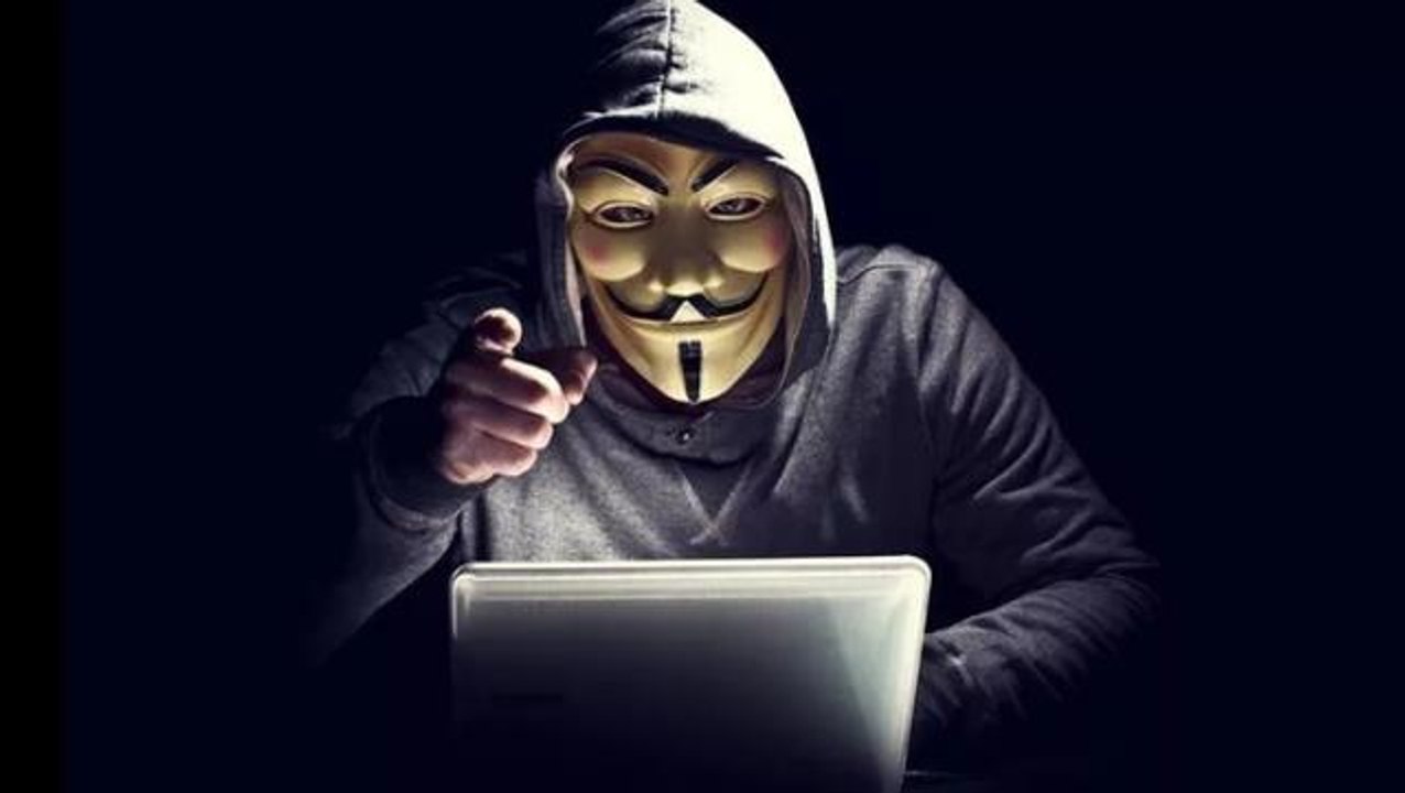 Ukrayna'ya savaşı bu gidişle Anonymous kazandıracak! 120 bin Rus askerine ait tüm bilgileri ifşa ettiler