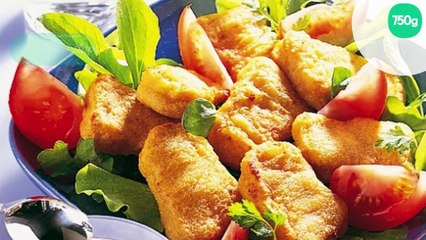 Nuggets de poulet, salade de mâche et tomates
