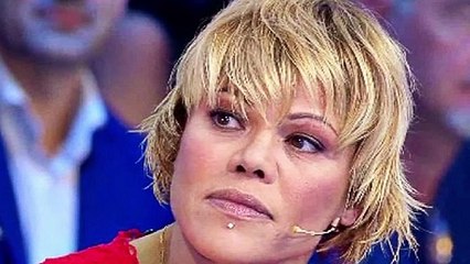 “Floriana con lui… L’ha confessato”. Isola dei Famosi, strane cose proprio su quel concorrente