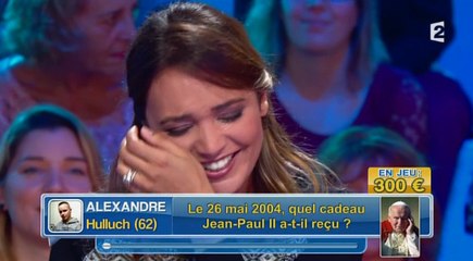 L'interminable (et très drôle) fou rire de Valérie Bègue dans Face à la bande