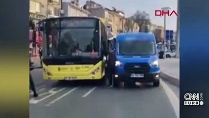 İETT şoförü ile kargocunun yol verme kavgası kamerada