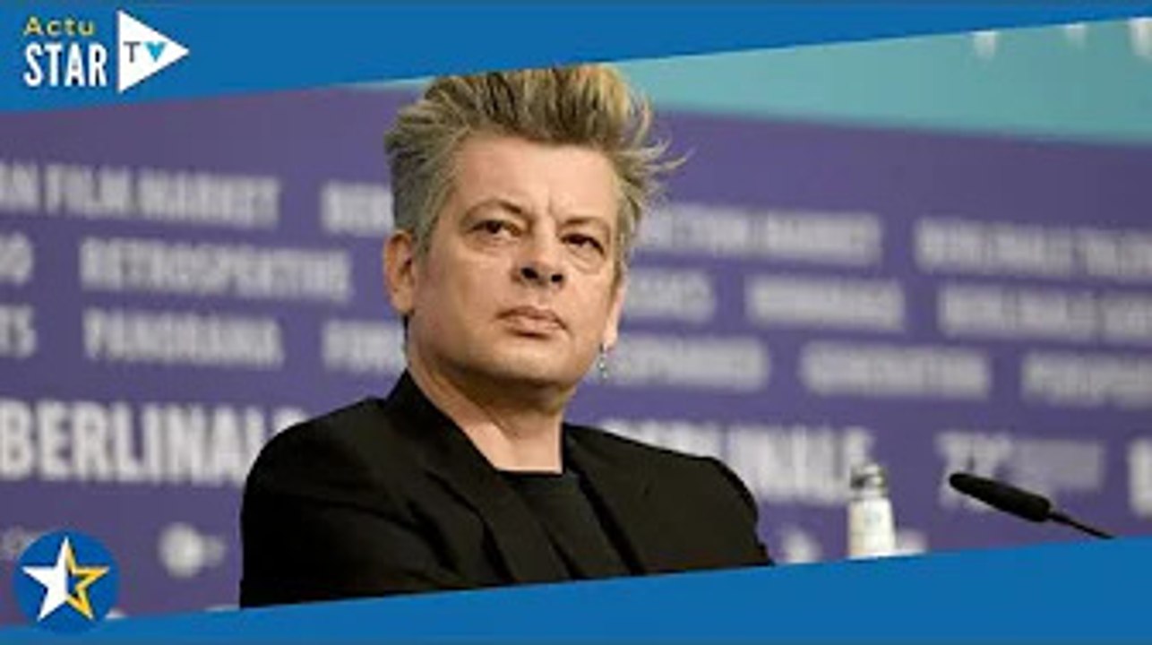 Benjamin Biolay : cette femme qui dévoile son vote à sa place même si “les Français s'en contrefoute