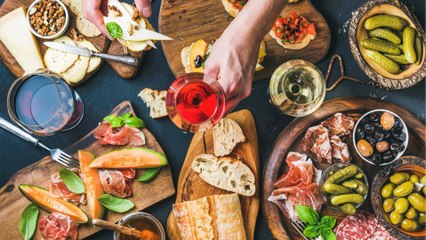 Sự kết hợp hoàn hảo khi dùng rượu vang trắng ăn với hải sản