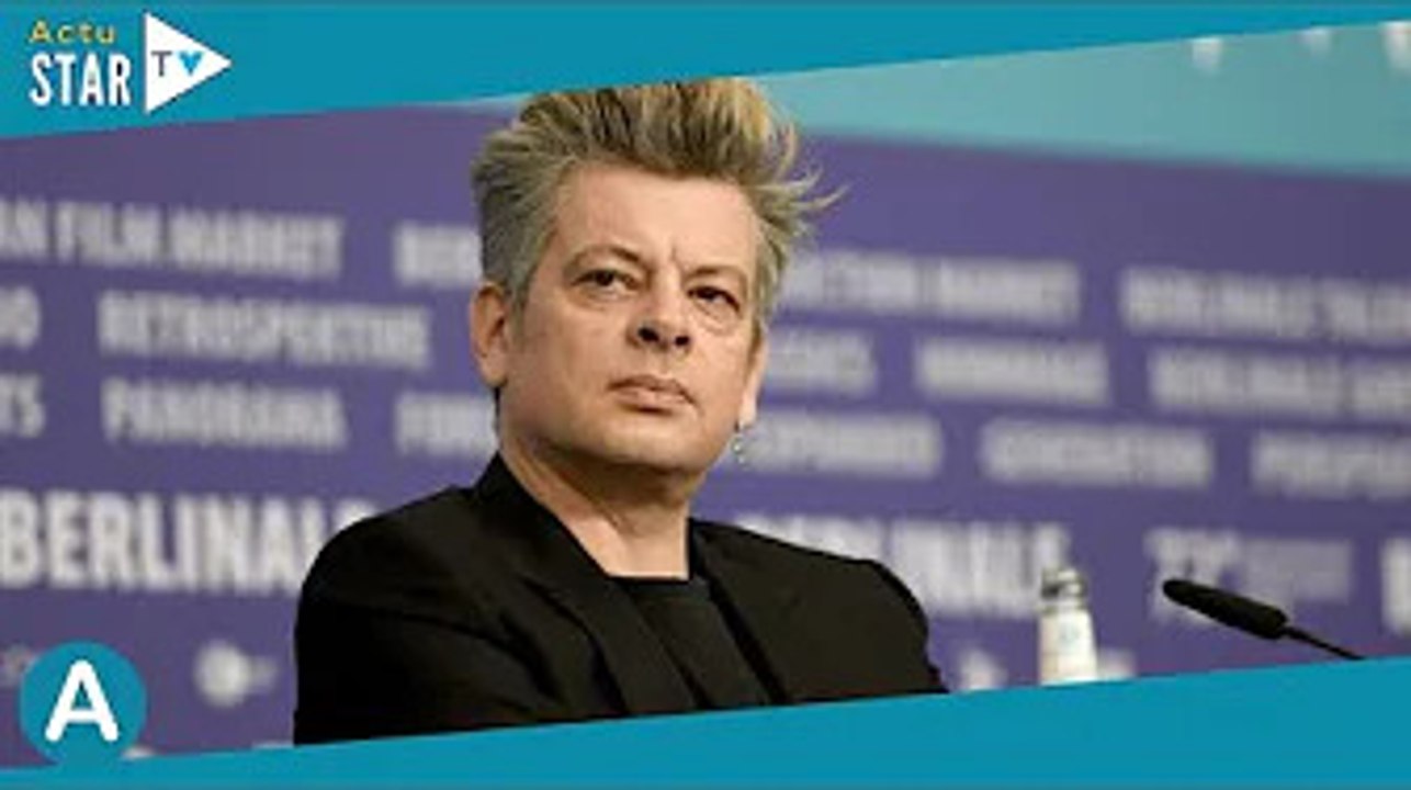 Benjamin Biolay : cette femme qui dévoile son vote à sa place même si “les Français s'en contrefoute