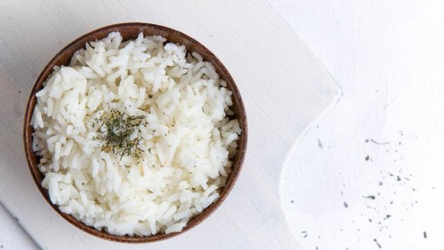 5 Makanan Pengganti Nasi Putih yang Sehat
