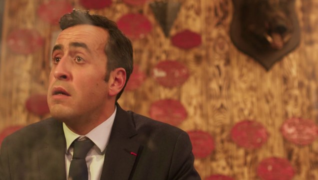 Avant la présidentielle, En même temps s'amuse des vices de nos politiques