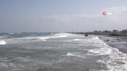 Karadeniz'in parça parça yuttuğu ilçede erozyon giderek artıyor